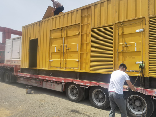 临夏除了负载情况和发动机维护，还有哪些因素会影响 200kw 柴油发电机的油耗？